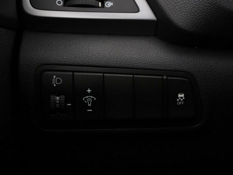 Hyundai Tucson LED grzane fotele klima czujniki parkowania navi bluetooth III (2015-2020)