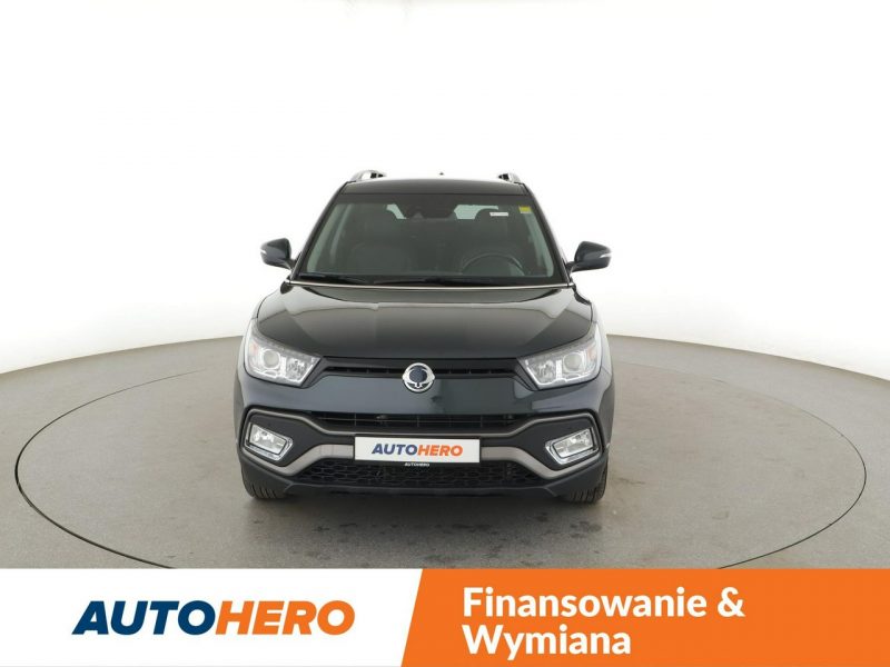 SsangYong XLV automat skóra kamera-PDC grzane fotele hak tempomat