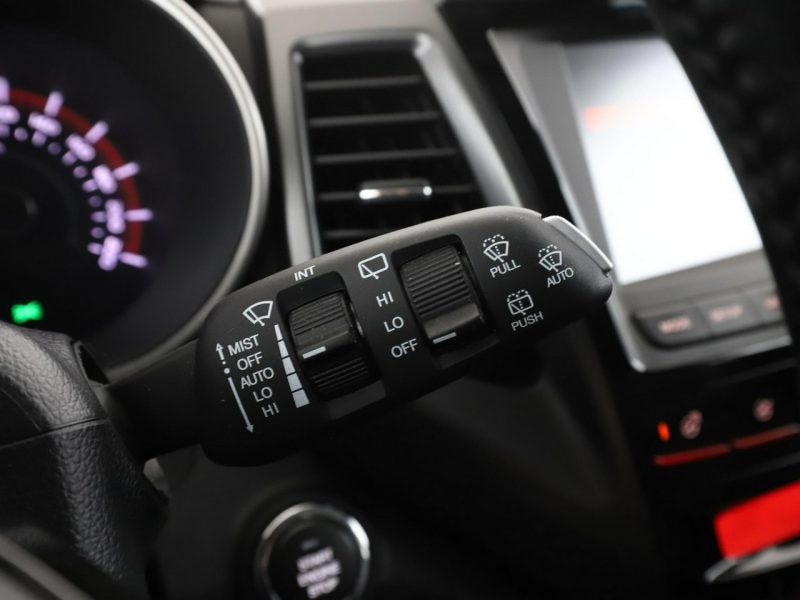SsangYong XLV automat skóra kamera-PDC grzane fotele hak tempomat