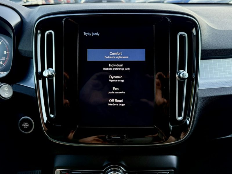 Volvo XC 40 4x4,Virtual Tacho,LED,Gwarancja