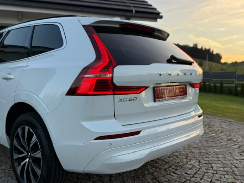 Volvo XC 60 NOWY MODEL, JASNY ŚRODEK, B4 DIESEL, 197PS, SUPER STAN! II (2017-)