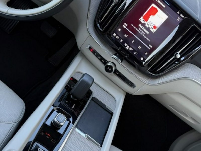 Volvo XC 60 NOWY MODEL, JASNY ŚRODEK, B4 DIESEL, 197PS, SUPER STAN! II (2017-)