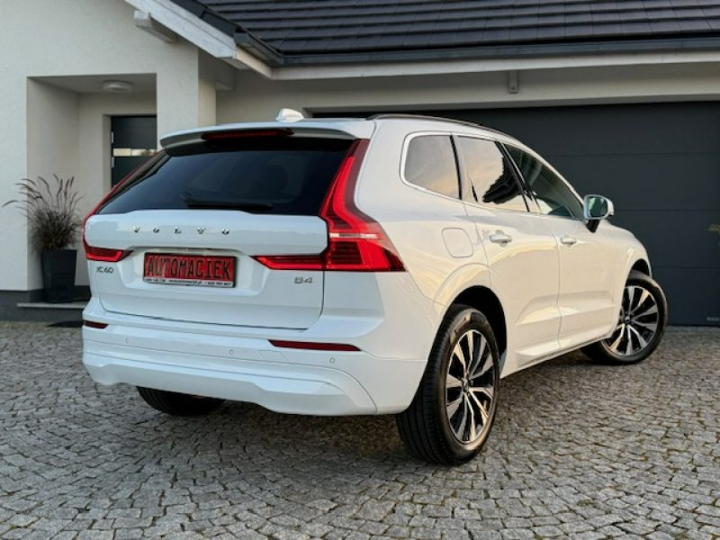 Volvo XC 60 NOWY MODEL, JASNY ŚRODEK, B4 DIESEL, 197PS, SUPER STAN! II (2017-)
