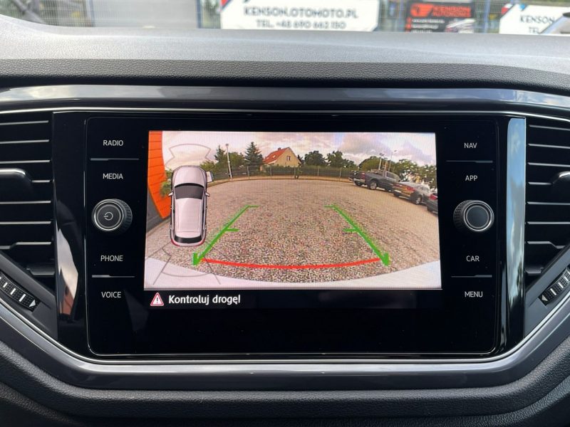 Volkswagen T-Roc R-Line,LED, Klima, Navi, Akt. Temp, Asystenci, CarPlay, Kamera Cofania