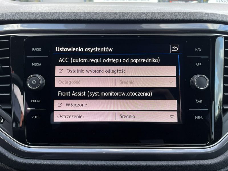 Volkswagen T-Roc R-Line,LED, Klima, Navi, Akt. Temp, Asystenci, CarPlay, Kamera Cofania