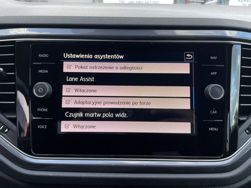 Volkswagen T-Roc R-Line,LED, Klima, Navi, Akt. Temp, Asystenci, CarPlay, Kamera Cofania