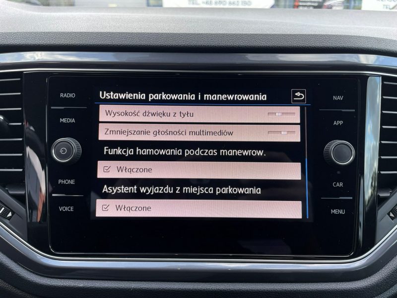 Volkswagen T-Roc R-Line,LED, Klima, Navi, Akt. Temp, Asystenci, CarPlay, Kamera Cofania