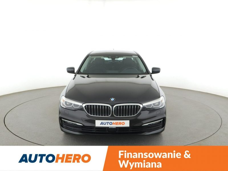BMW 530 Plug-In Navi Kamera cofania Klimatyzacja Podgrzewane fotele Skórzana t G30 (2017-)