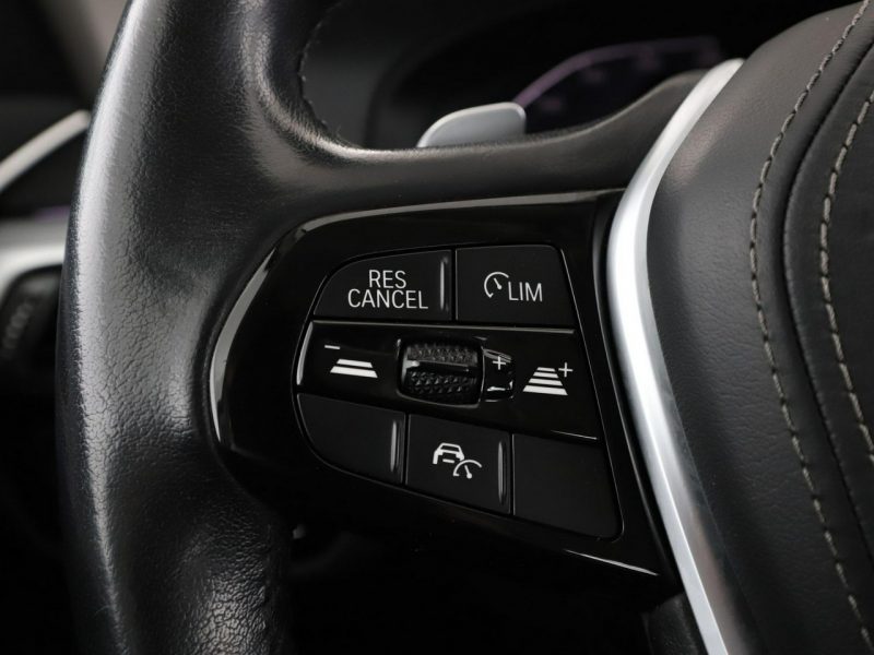 BMW 530 Plug-In Navi Kamera cofania Klimatyzacja Podgrzewane fotele Skórzana t G30 (2017-)