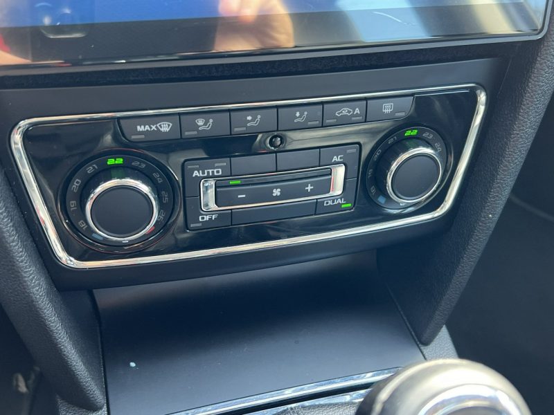 Škoda Superb Skoda Superb Zarejestrowany Navi Climatronic TOP II (2008-2015)