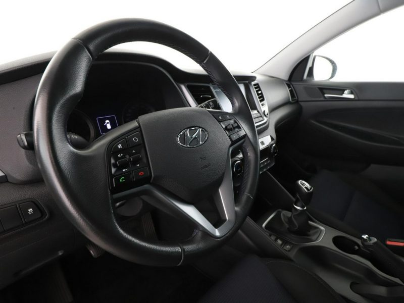 Hyundai Tucson Navi Kamera cofania Klimatyzacja Podgrzewane fotele III (2015-2020)