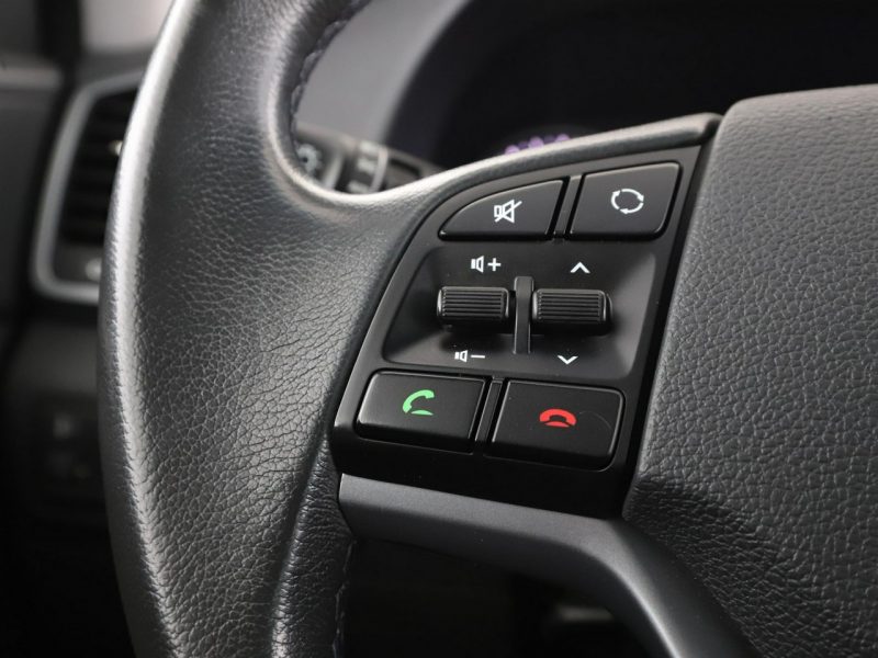 Hyundai Tucson Navi Kamera cofania Klimatyzacja Podgrzewane fotele III (2015-2020)