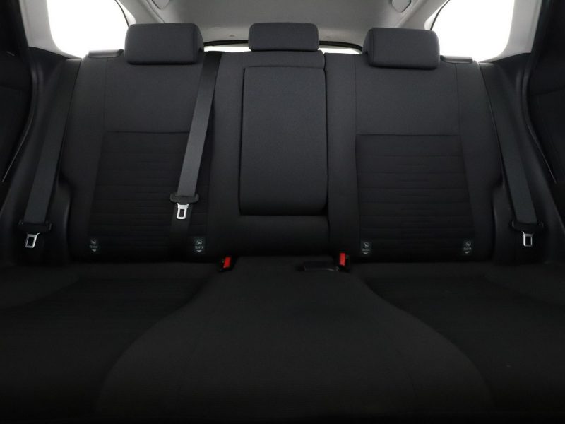 Toyota Auris Edition-S hybryda automat grzane fotele kamera tempomat Bluetooth II (2012-)
