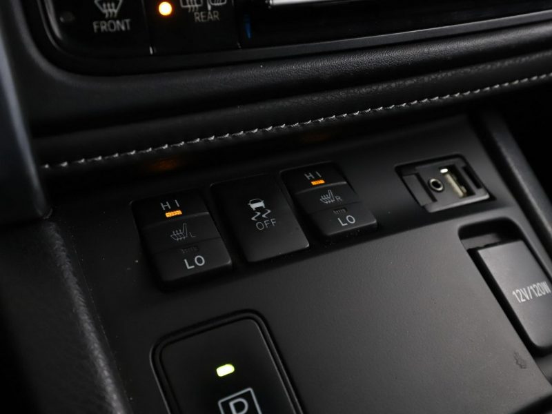 Toyota Auris Edition-S hybryda automat grzane fotele kamera tempomat Bluetooth II (2012-)