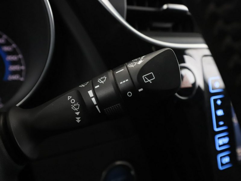 Toyota Auris Edition-S hybryda automat grzane fotele kamera tempomat Bluetooth II (2012-)