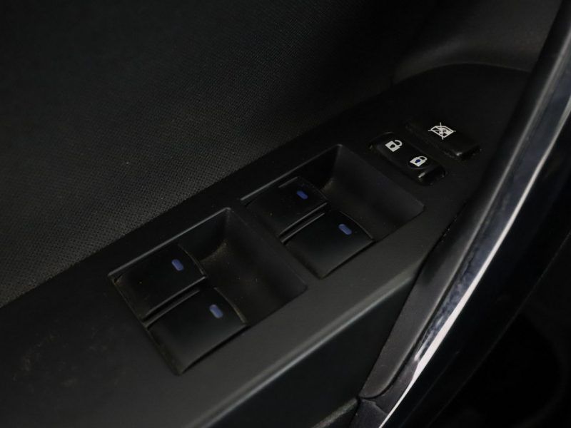 Toyota Auris Edition-S hybryda automat grzane fotele kamera tempomat Bluetooth II (2012-)