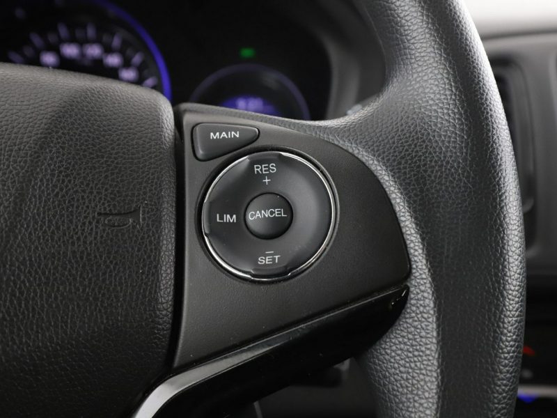 Honda HR-V grzane fotele navi bluetooth klima auto II (2015-2021)