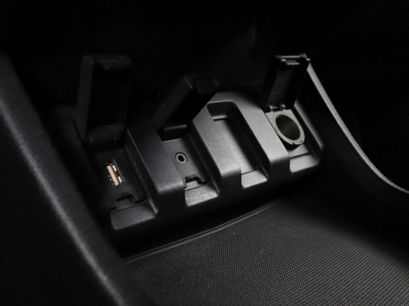 Honda HR-V grzane fotele navi bluetooth klima auto II (2015-2021)