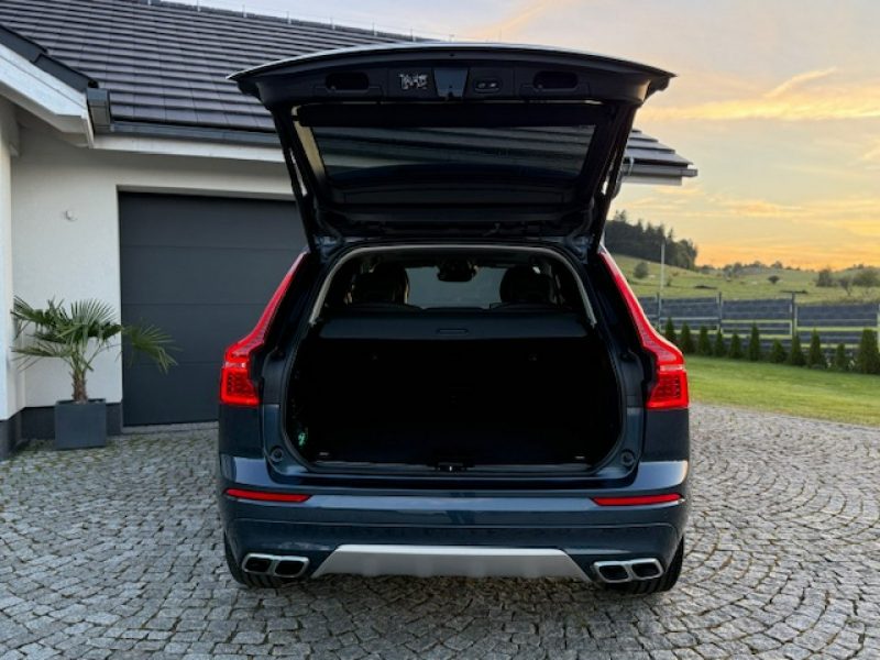 Volvo XC 60 B4 BENZYNA, BUSINESS, SZYBER DACH, KAMERA, BLISY, TOP AUTO II (2017-)