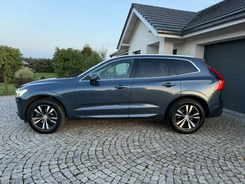 Volvo XC 60 B4 BENZYNA, BUSINESS, SZYBER DACH, KAMERA, BLISY, TOP AUTO II (2017-)