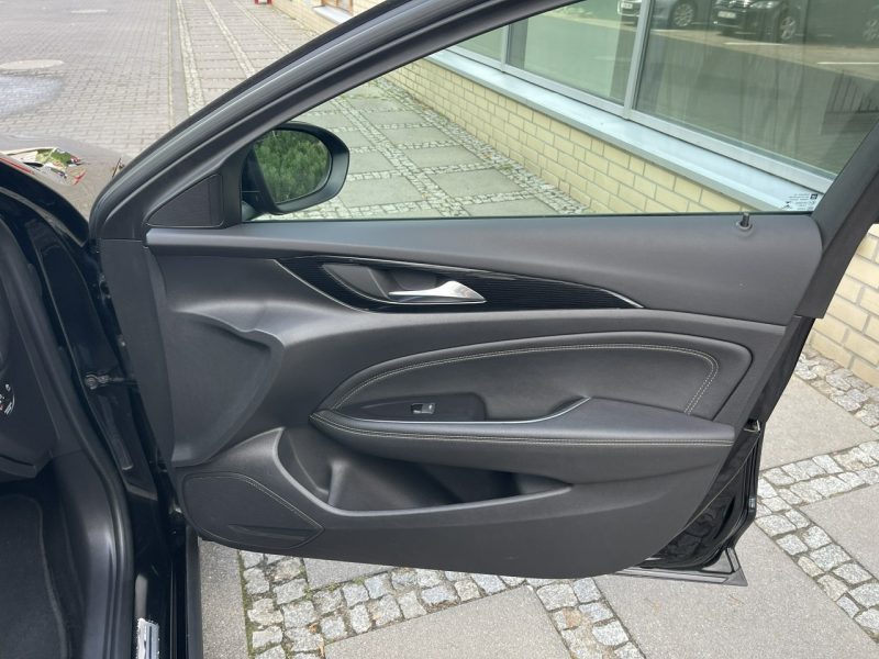 Opel Insignia Led Navi B (2017-)