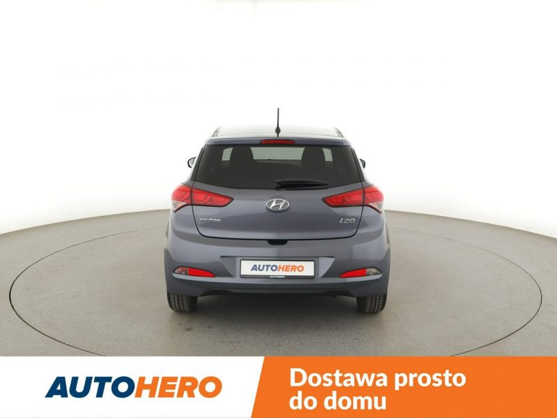 Hyundai i20 klimatyzacja multifunkcja grzane fotele i kierownica II (2014-2020)