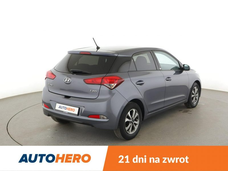 Hyundai i20 klimatyzacja multifunkcja grzane fotele i kierownica II (2014-2020)
