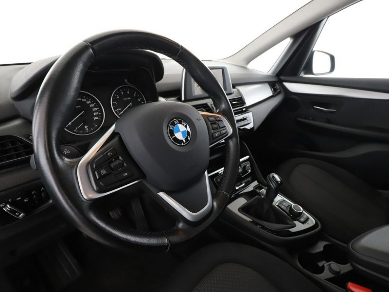 BMW 216 Advantage PDC klima-auto grzane fotele Bluetooth tempomat F45