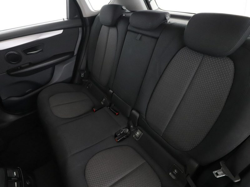 BMW 216 Advantage PDC klima-auto grzane fotele Bluetooth tempomat F45