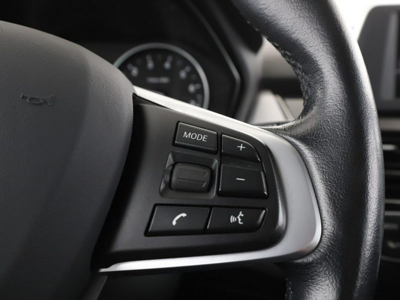 BMW 216 Advantage PDC klima-auto grzane fotele Bluetooth tempomat F45