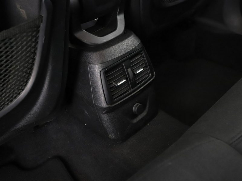 BMW 216 Advantage PDC klima-auto grzane fotele Bluetooth tempomat F45