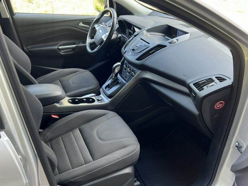 Ford Kuga Ford Kuga 4x4 Automat Mały przebieg Benzyna TOP II (2012-)