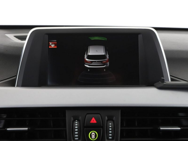 BMW X1 navi klima auto czujniki parkowania multifunkcja II (F48) (2015-)