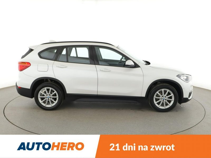 BMW X1 navi klima auto czujniki parkowania multifunkcja II (F48) (2015-)