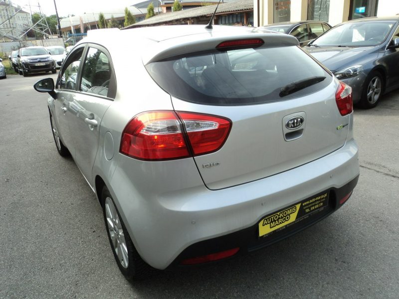 Kia Rio sprzedam KIA RIO z 2012r 1.2 CRDI III (2011-)