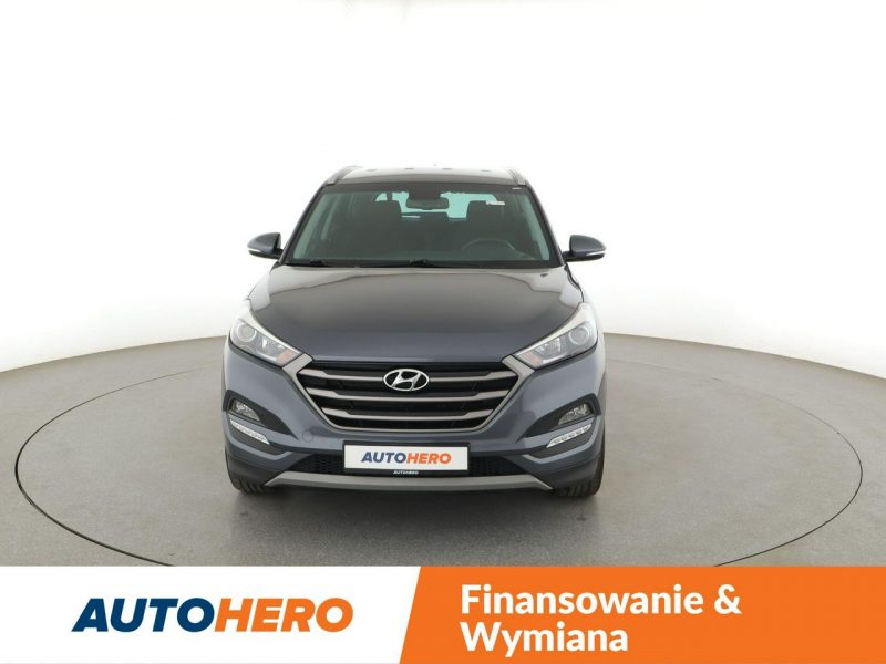 Hyundai Tucson klima auto navi grzane fotele kamera i czujniki parkowania III (2015-2020)