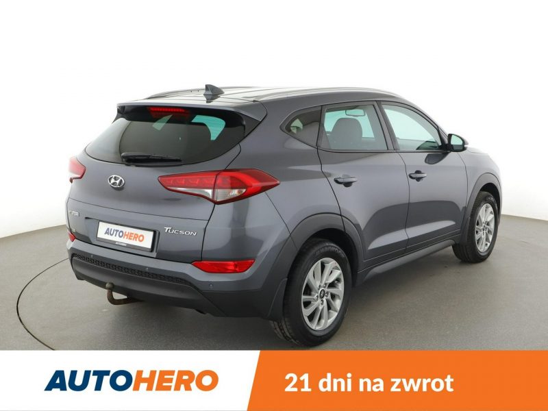 Hyundai Tucson klima auto navi grzane fotele kamera i czujniki parkowania III (2015-2020)