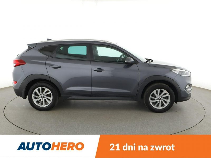 Hyundai Tucson klima auto navi grzane fotele kamera i czujniki parkowania III (2015-2020)