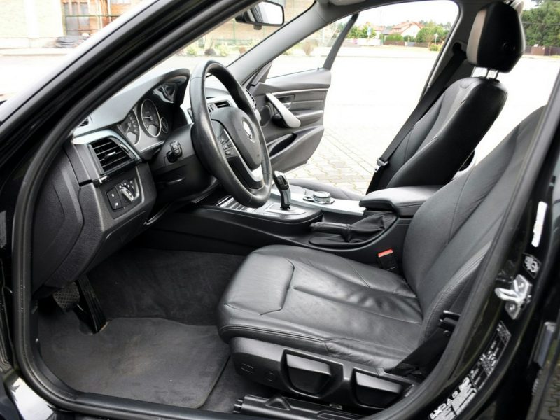 BMW 335 3.0d(313KM)*xDrive*Led*Xenon*Navi*Head Up*Skóry*Szyber*2xPdc*Alu17"ASO F30 (2012-)