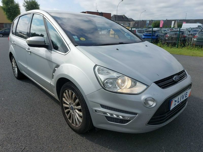 Ford S-Max Titanium, 7 miejsc, po liftingu, nawigacja, czujniki parkowania I (2006-2015)
