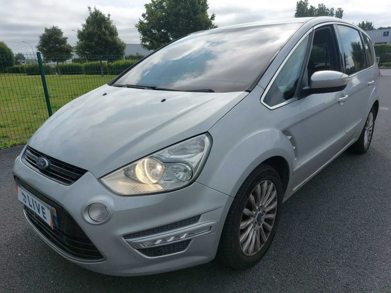 Ford S-Max Titanium, 7 miejsc, po liftingu, nawigacja, czujniki parkowania I (2006-2015)