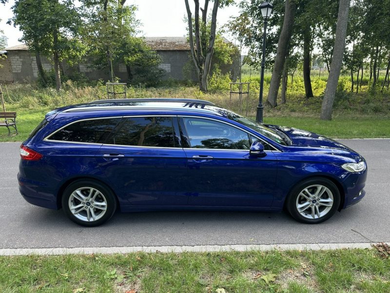 Ford Mondeo MK5 2.0 TDCI 150 Koni Convers Titanium Led Navi PowerShift Alu 17 Mk5 (2014-)