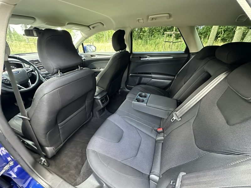 Ford Mondeo MK5 2.0 TDCI 150 Koni Convers Titanium Led Navi PowerShift Alu 17 Mk5 (2014-)