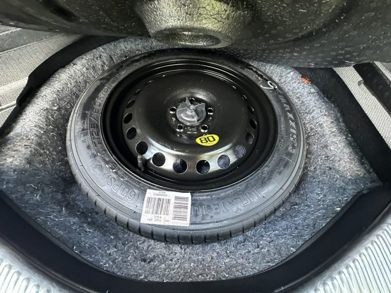 Ford Mondeo MK5 2.0 TDCI 150 Koni Convers Titanium Led Navi PowerShift Alu 17 Mk5 (2014-)