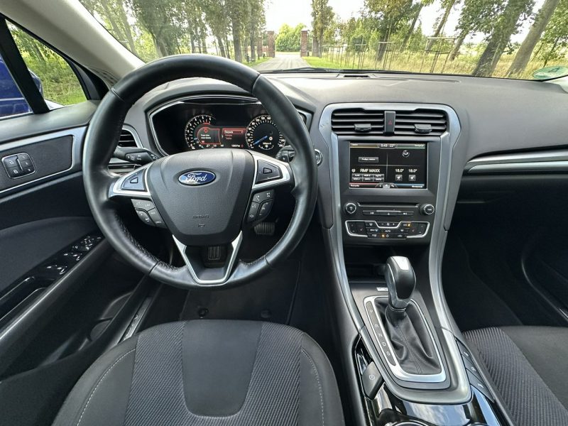 Ford Mondeo MK5 2.0 TDCI 150 Koni Convers Titanium Led Navi PowerShift Alu 17 Mk5 (2014-)