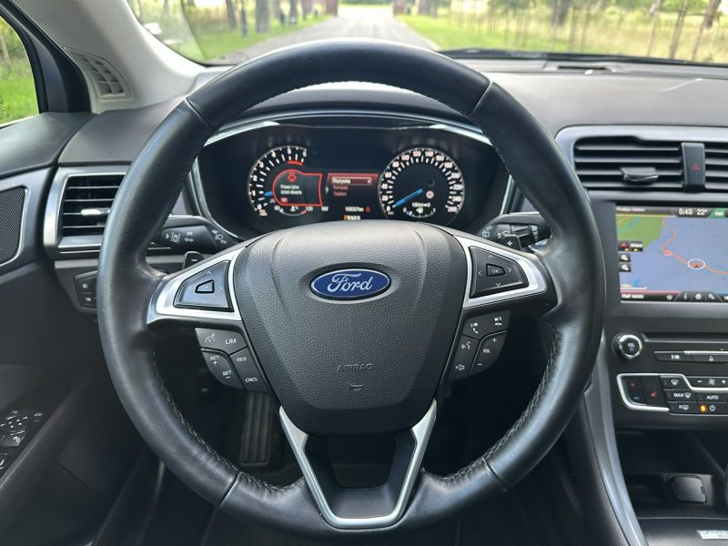 Ford Mondeo MK5 2.0 TDCI 150 Koni Convers Titanium Led Navi PowerShift Alu 17 Mk5 (2014-)