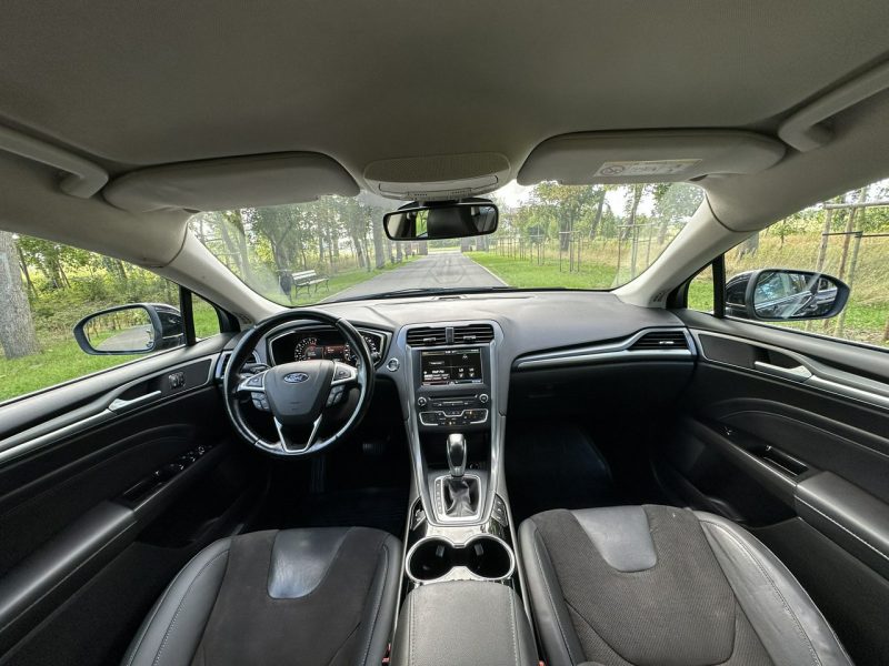 Ford Mondeo MK5 2.0 TDCI 180 Koni Convers Titanium Led Navi PowerShift Alu 17 Mk5 (2014-)