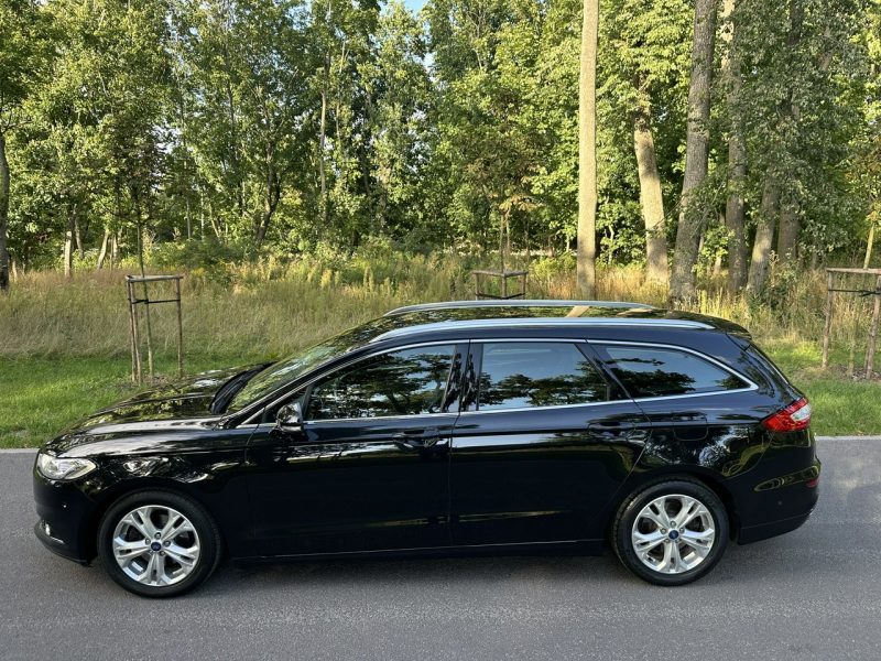 Ford Mondeo MK5 2.0 TDCI 180 Koni Convers Titanium Led Navi PowerShift Alu 17 Mk5 (2014-)