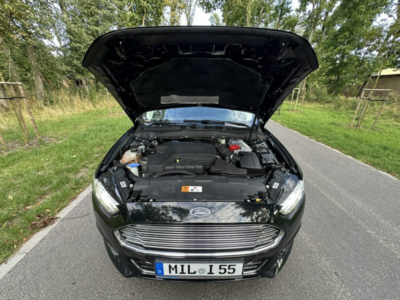 Ford Mondeo MK5 2.0 TDCI 180 Koni Convers Titanium Led Navi PowerShift Alu 17 Mk5 (2014-)
