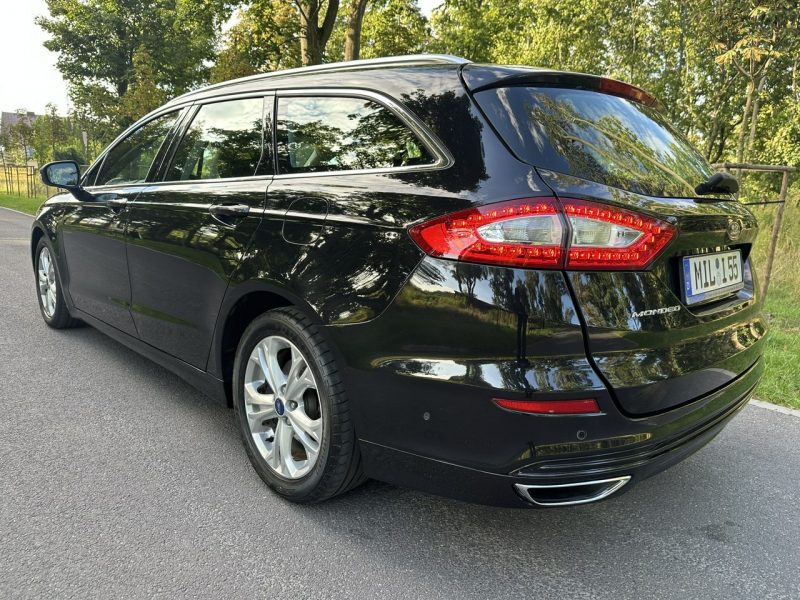 Ford Mondeo MK5 2.0 TDCI 180 Koni Convers Titanium Led Navi PowerShift Alu 17 Mk5 (2014-)